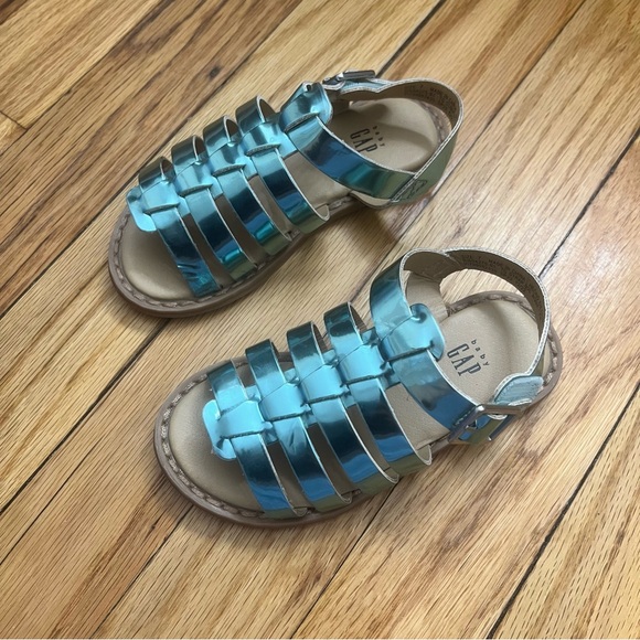 GAP Other - Gap Sandals